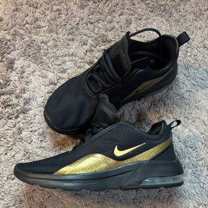 Womens Nike sneakers